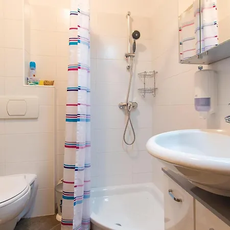 In With Jacuzzi Apartment